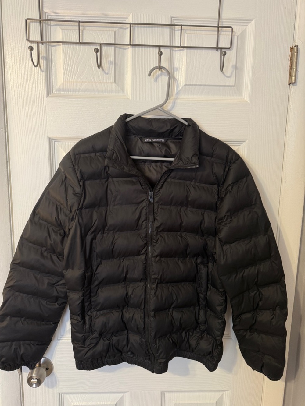Zara Women’s Black Packable Puffer Jacket